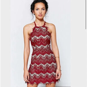 STYLEStalker Red Lace Backless Bodycon Halter Dress Size Small